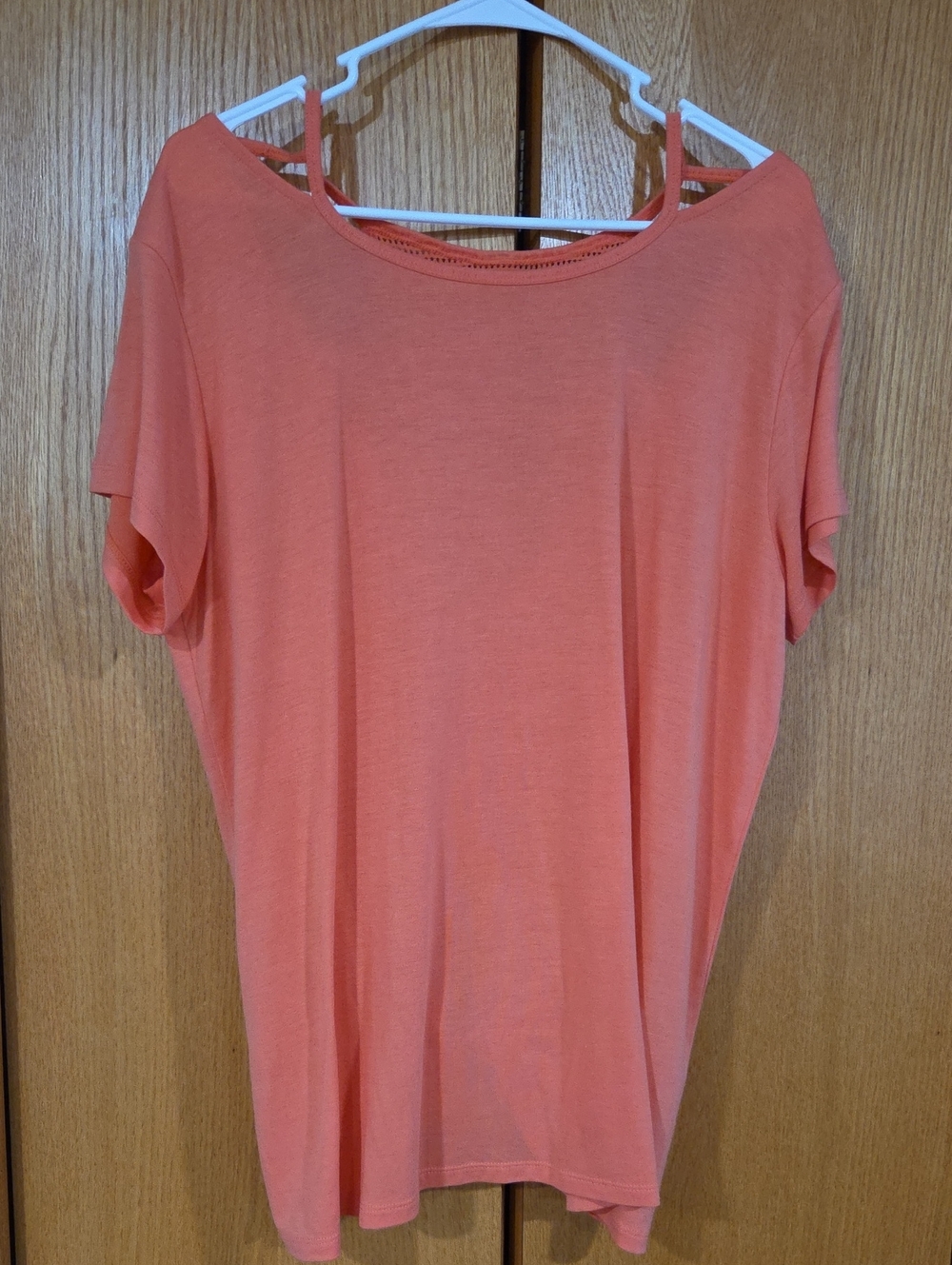 Women’s Coral Short Sleeve Knit Top